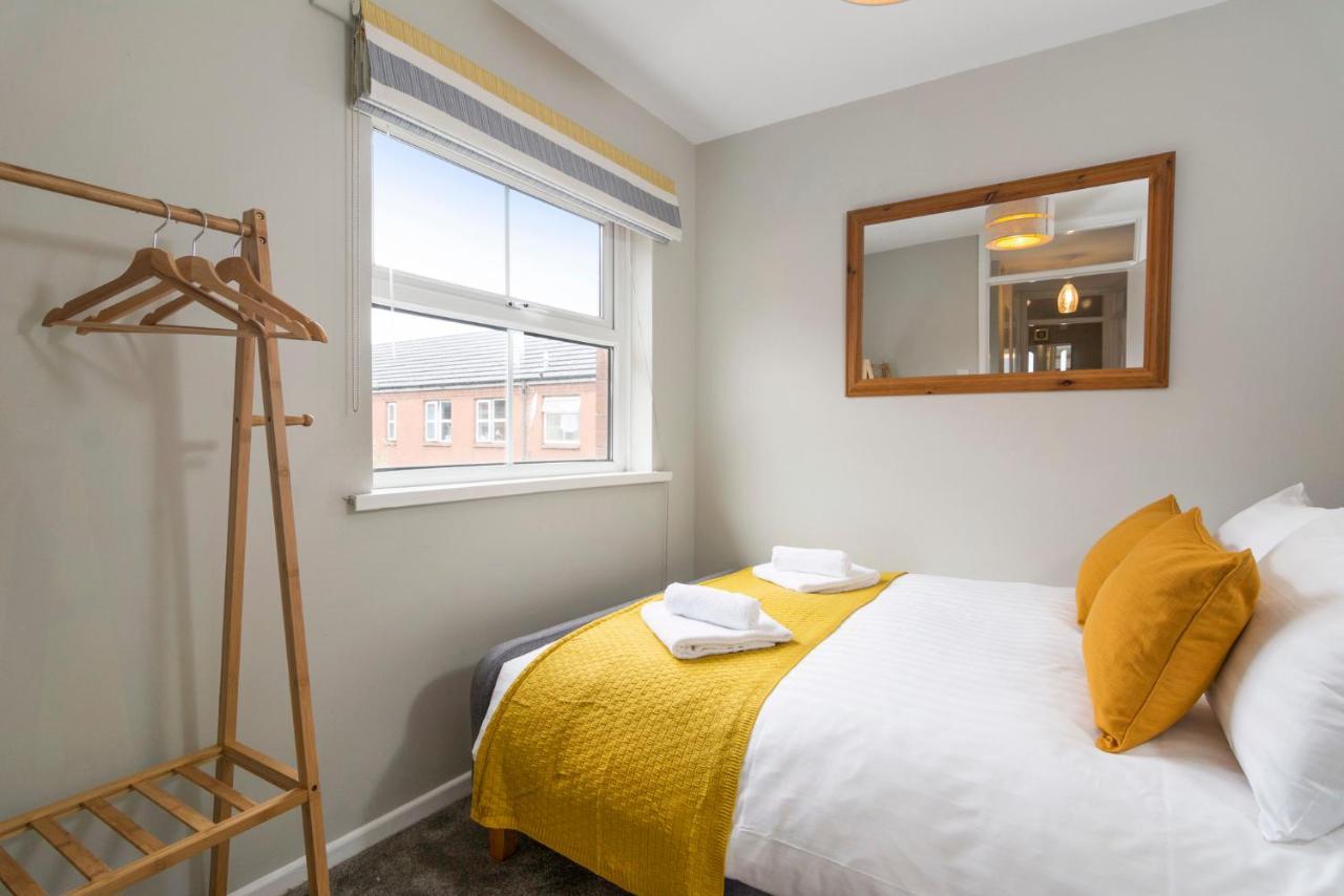 Central Belfast Apartments, Salisbury المظهر الخارجي الصورة