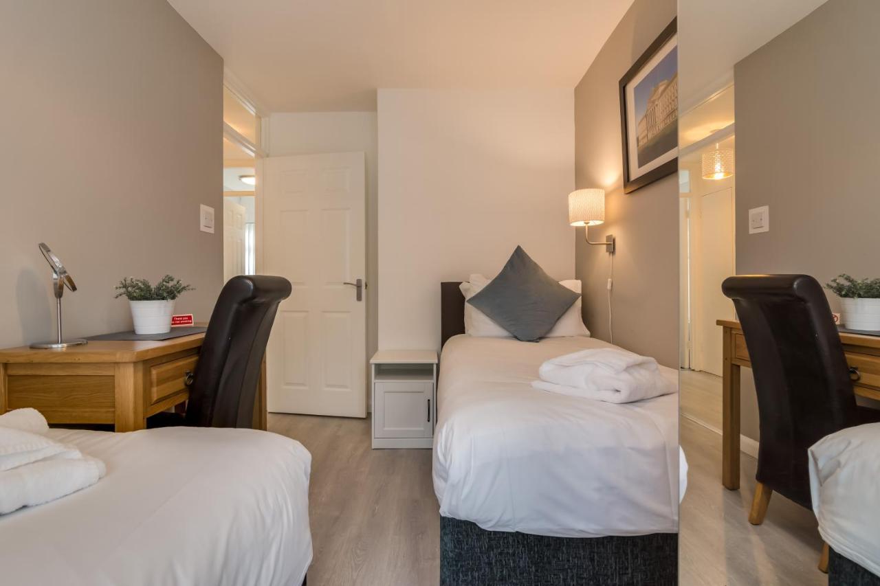Central Belfast Apartments, Salisbury المظهر الخارجي الصورة