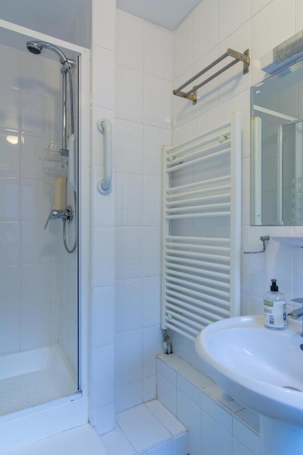 Central Belfast Apartments, Salisbury المظهر الخارجي الصورة
