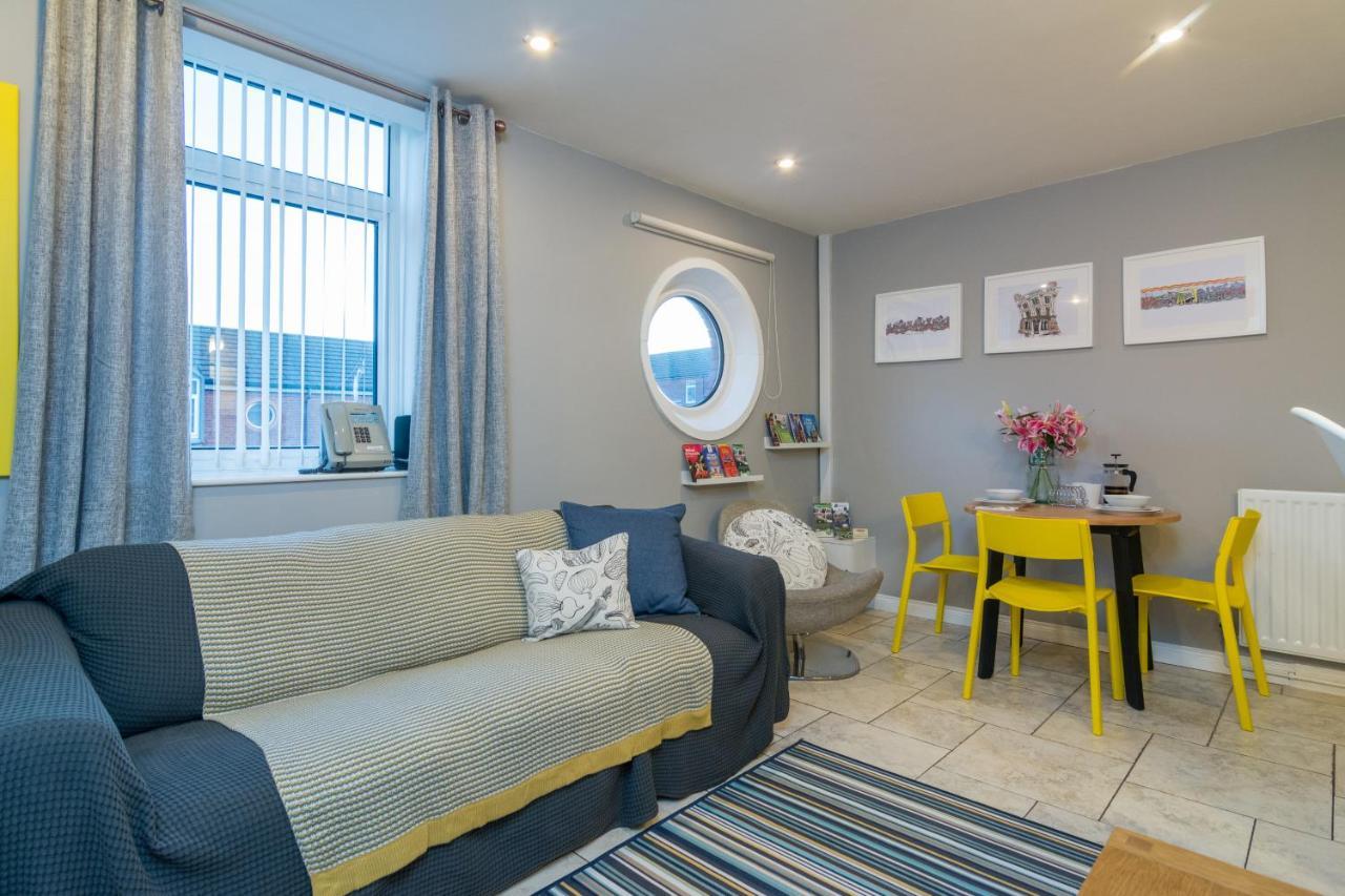 Central Belfast Apartments, Salisbury المظهر الخارجي الصورة