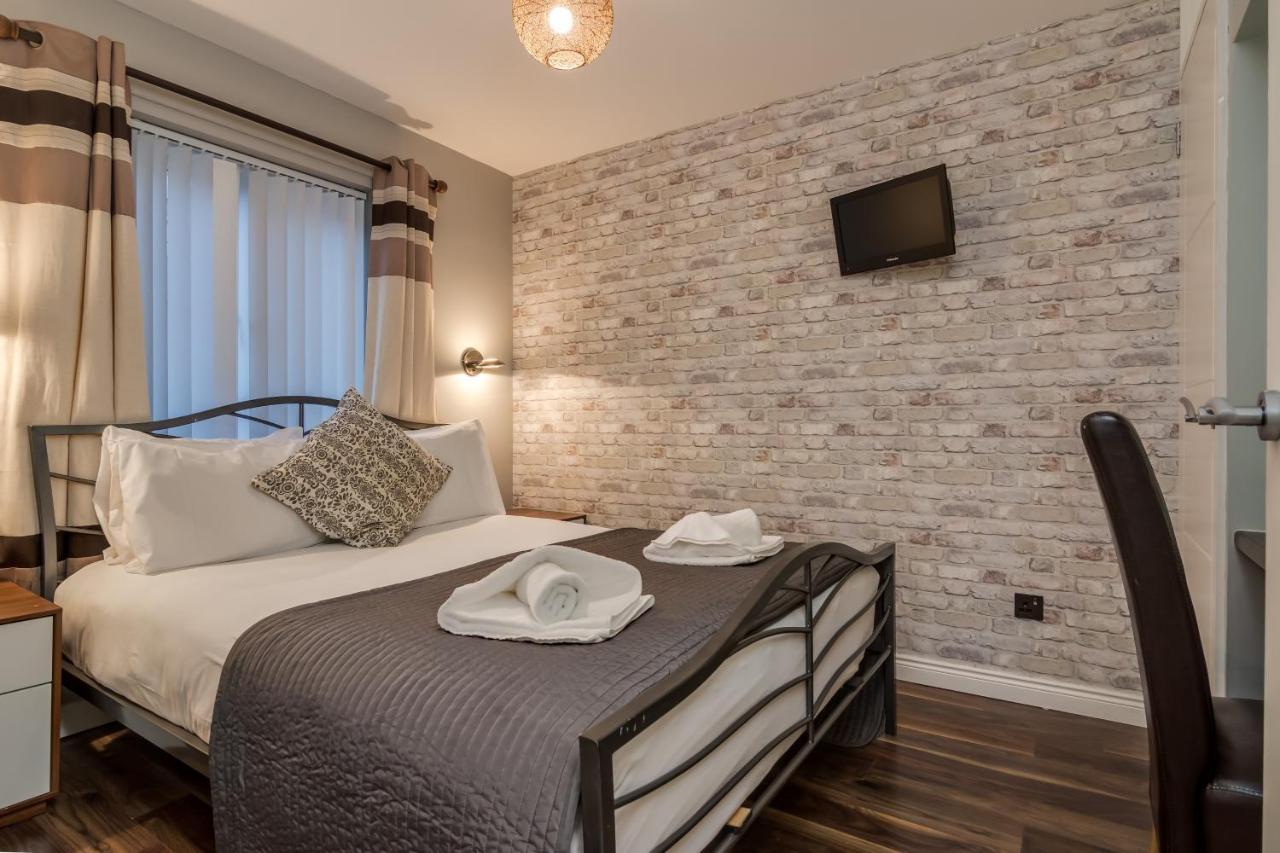 Central Belfast Apartments, Salisbury المظهر الخارجي الصورة