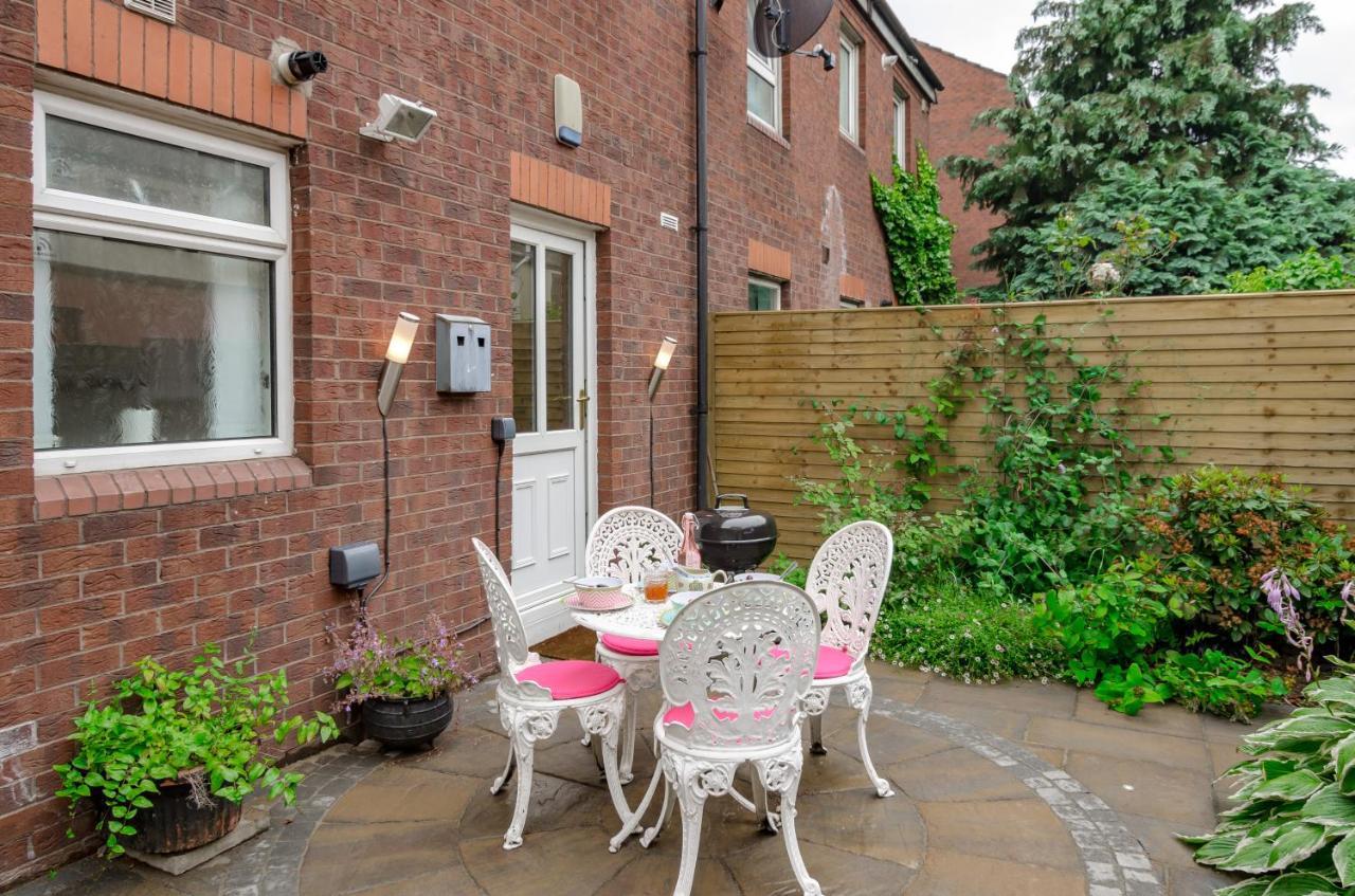 Central Belfast Apartments, Salisbury المظهر الخارجي الصورة
