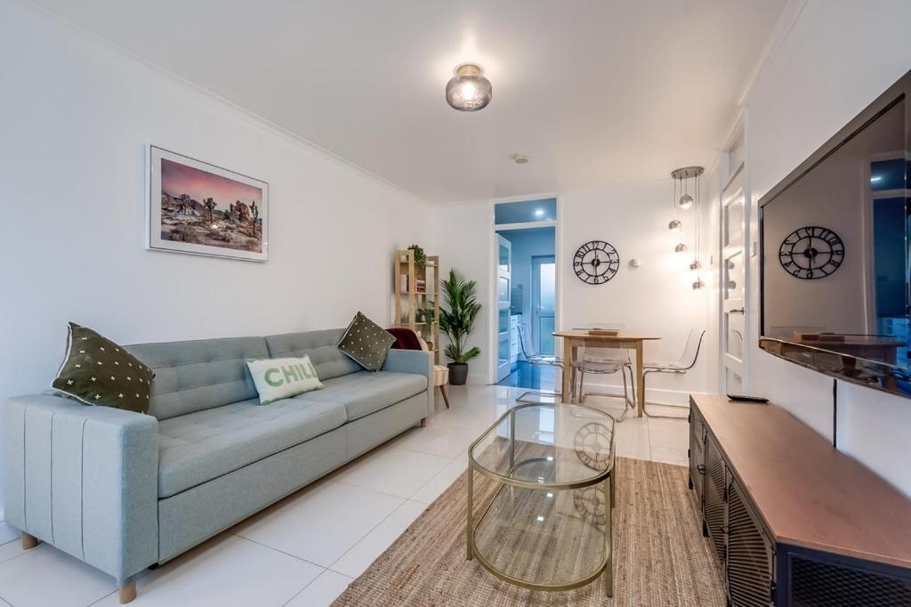 Central Belfast Apartments, Salisbury المظهر الخارجي الصورة